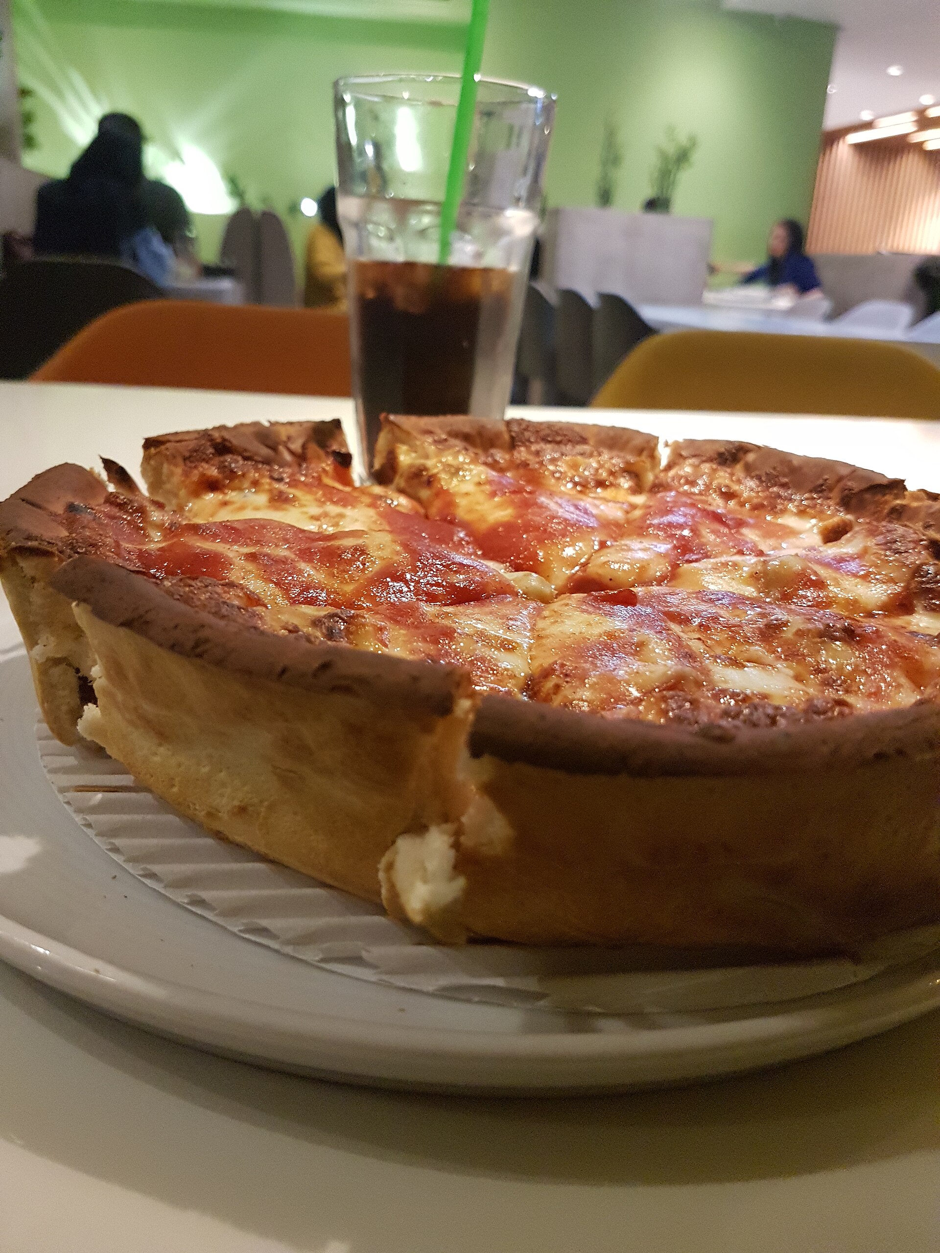 Chicago deep dish pizza in a pan